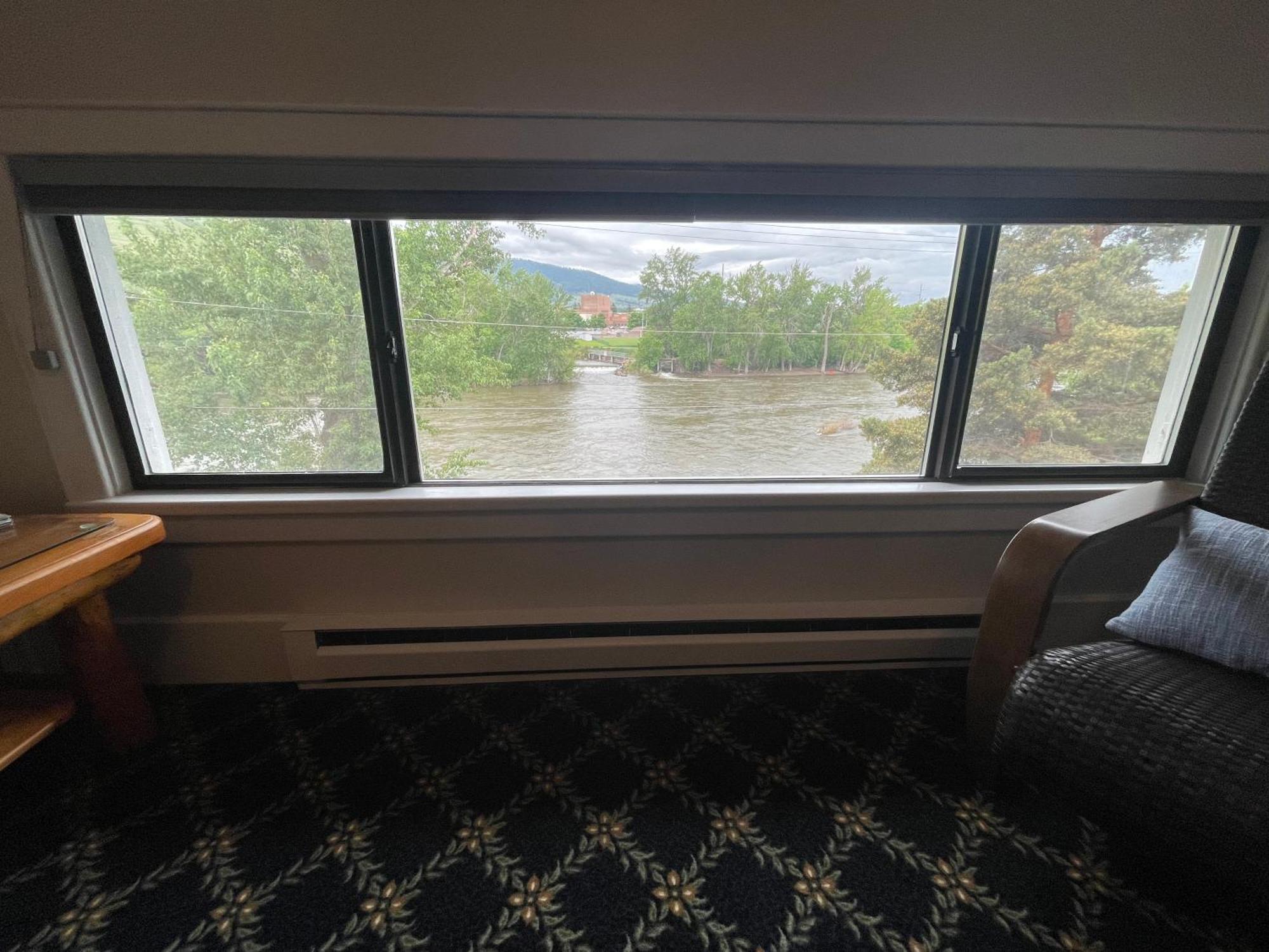 Goldsmith'S River Front Inn Missoula Bagian luar foto