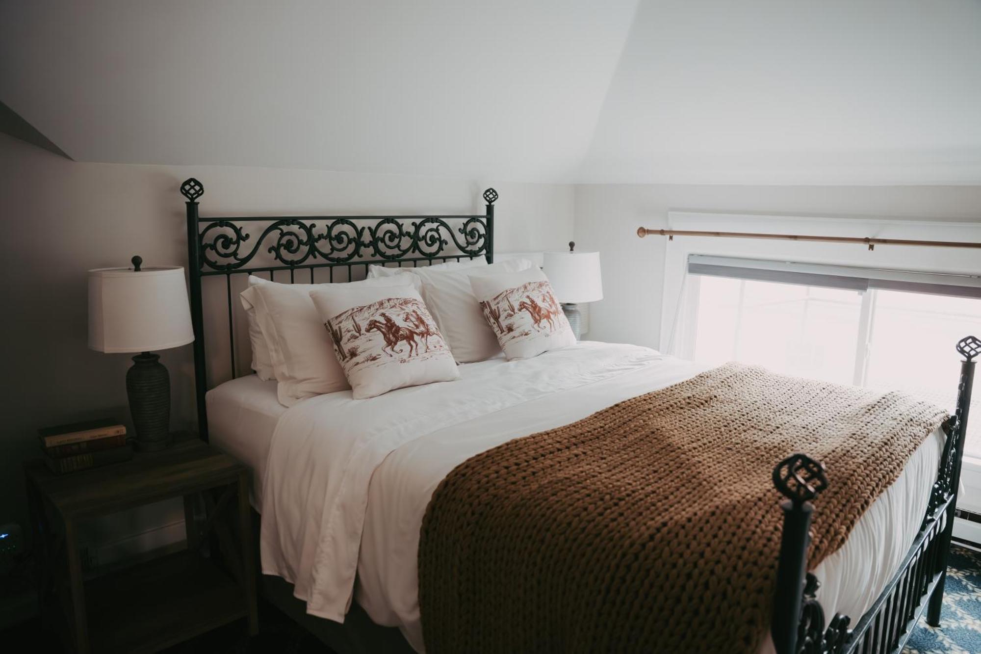 Goldsmith'S River Front Inn Missoula Ruang foto