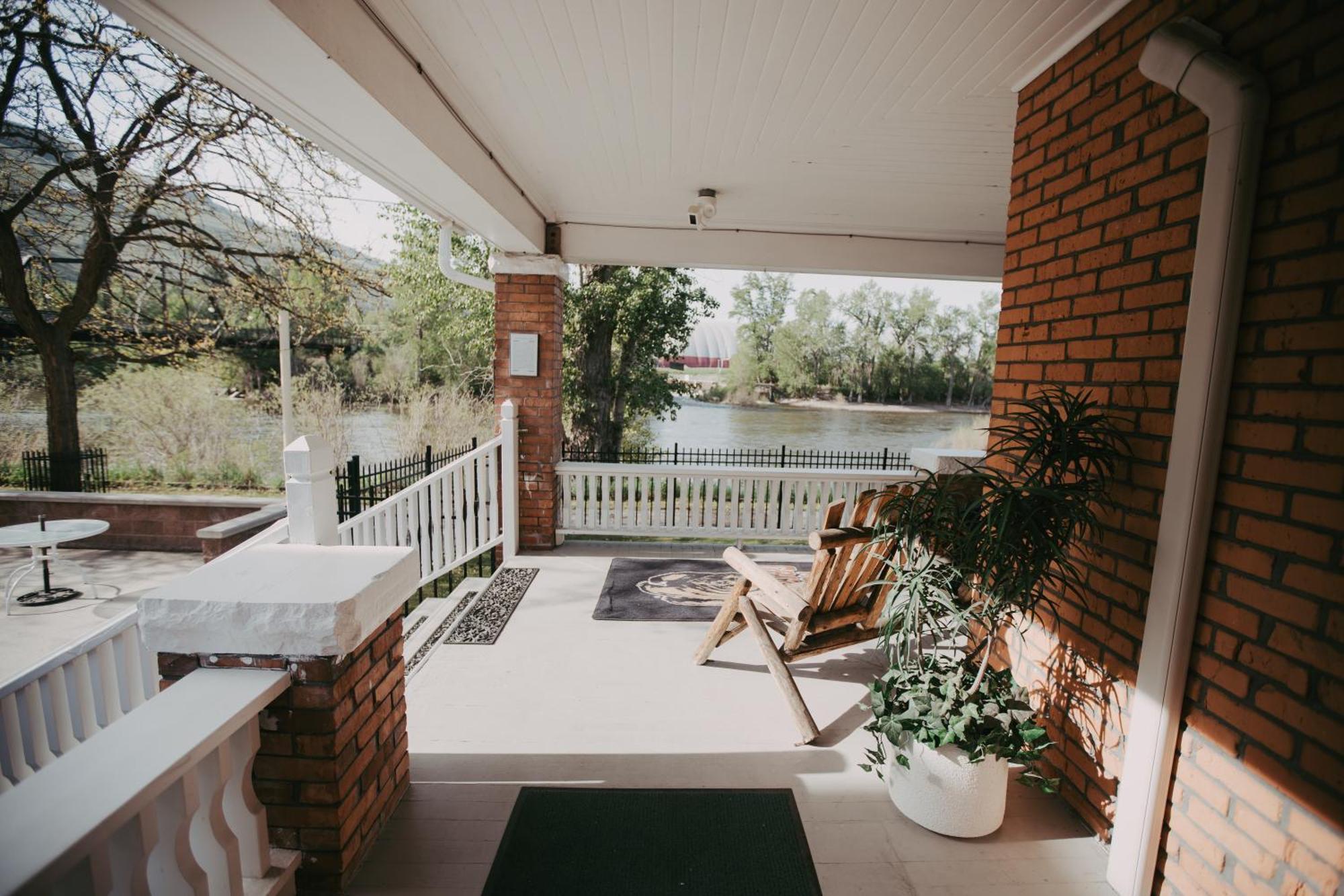 Goldsmith'S River Front Inn Missoula Bagian luar foto