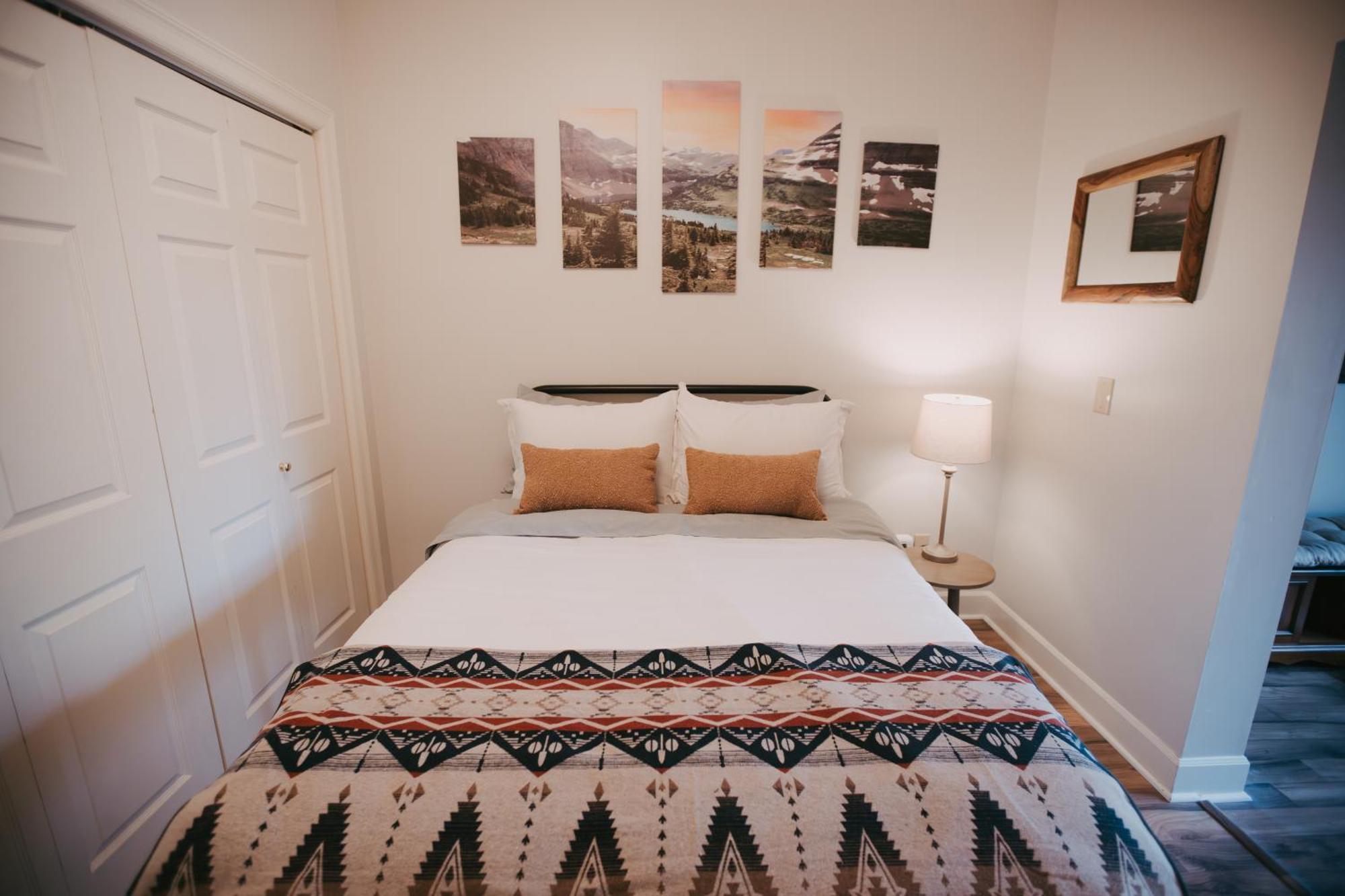 Goldsmith'S River Front Inn Missoula Ruang foto