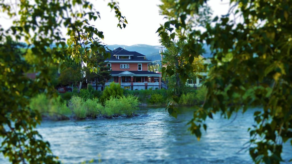 Goldsmith'S River Front Inn Missoula Bagian luar foto